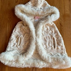 Gymboree girl’s coat cloak with hood
